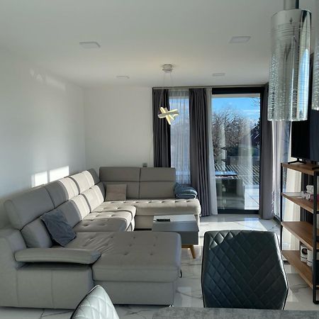 Almádiluxusapartman2 Balatonalmádi Exteriér fotografie
