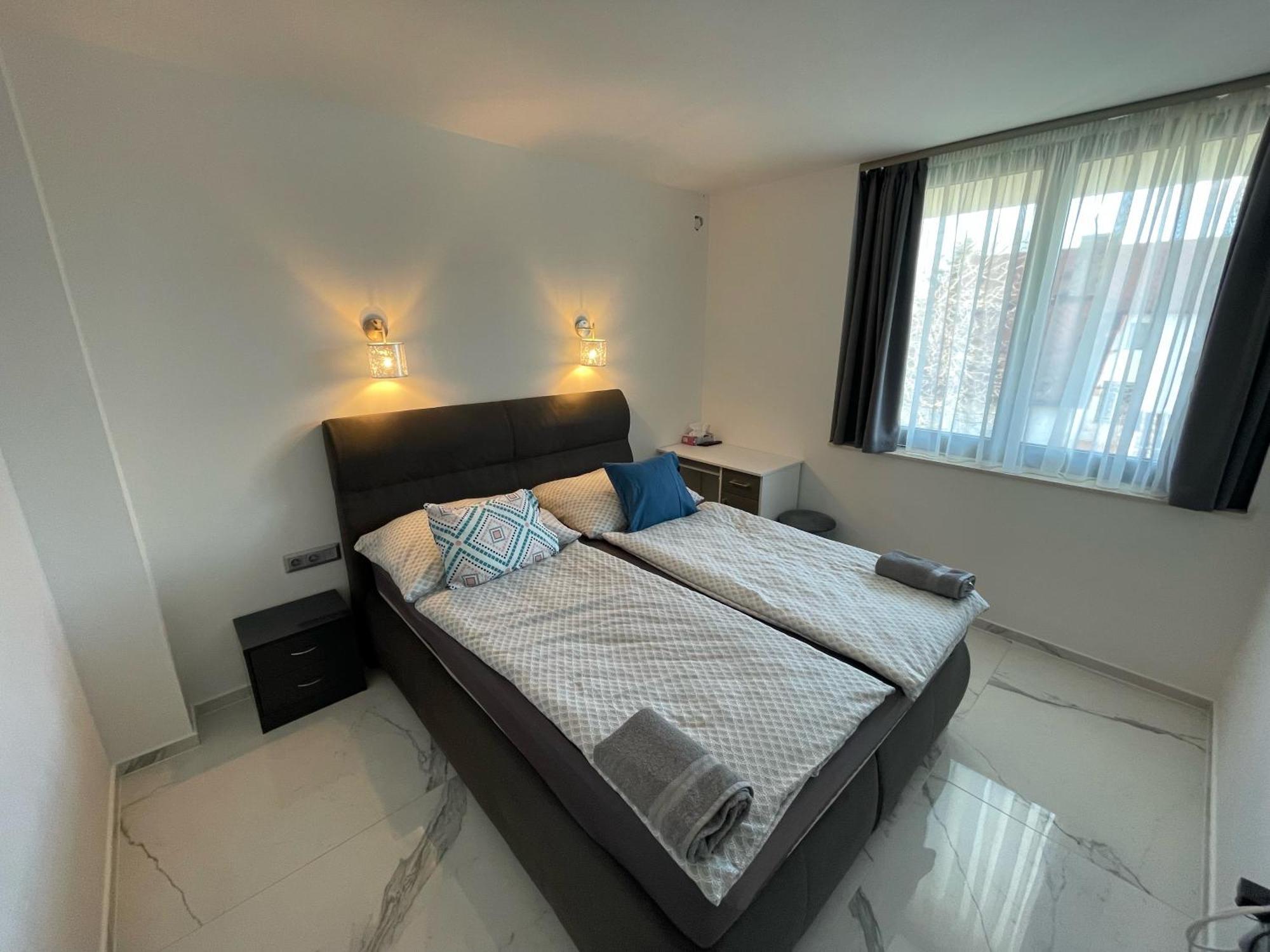 Almádiluxusapartman2 Balatonalmádi Exteriér fotografie